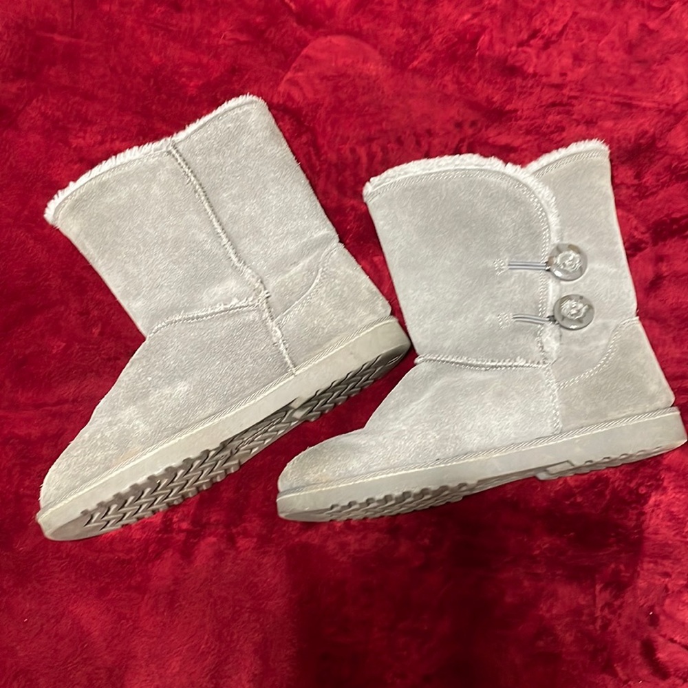 Grey furry boots